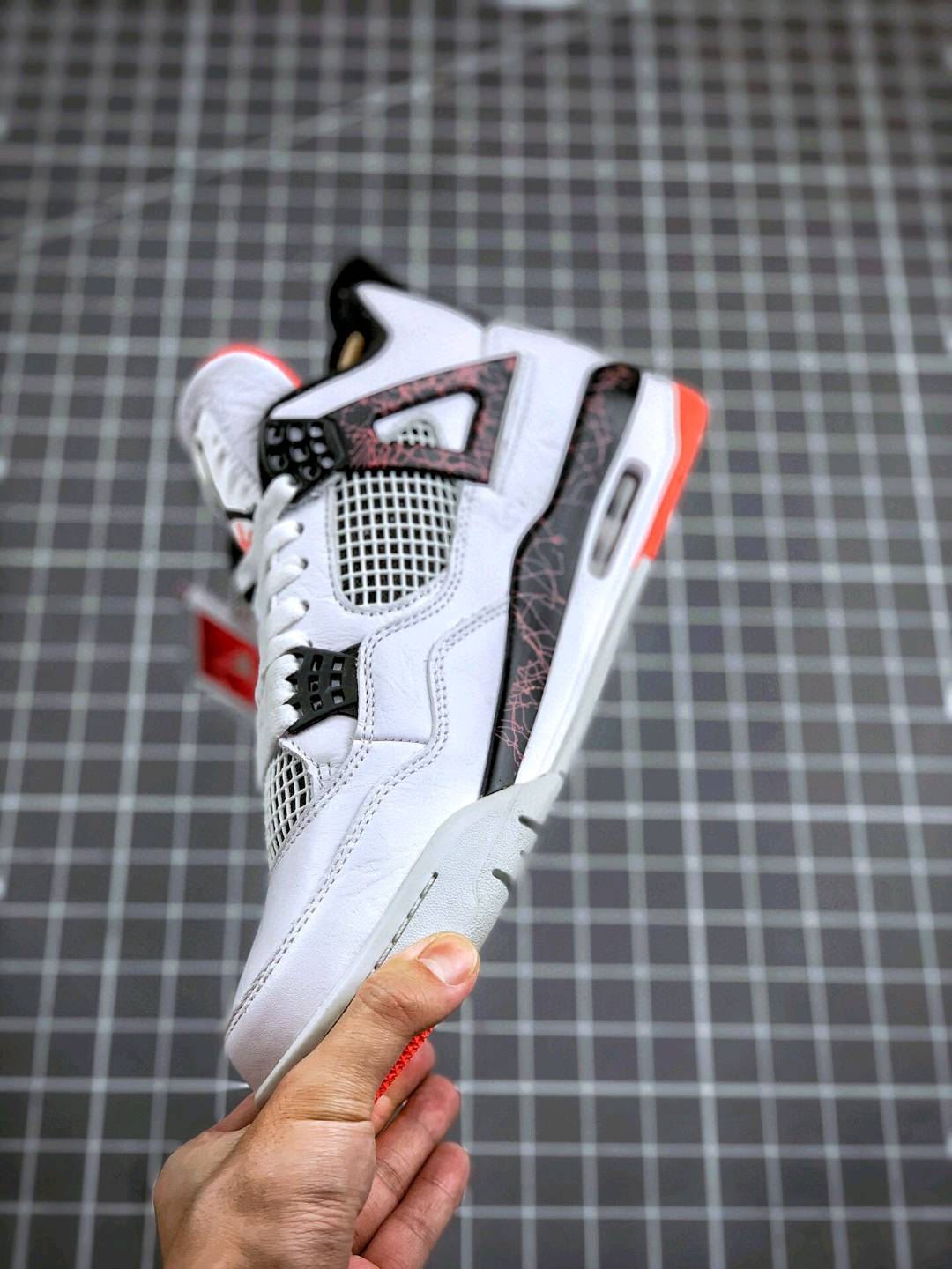 💰纯原版本360💰280公司级💰180真标 air jordan 4 红蓝鸳鸯  白红  热熔岩  全码出货通知‼【官方纯原版本 诠释市场最强四代】椰子350 700 500纯原市场最高工艺复刻 乔1无色差修正 #原盒af1原配  黑曜石独家空军配原一号鞋拆解开发 #原楦原