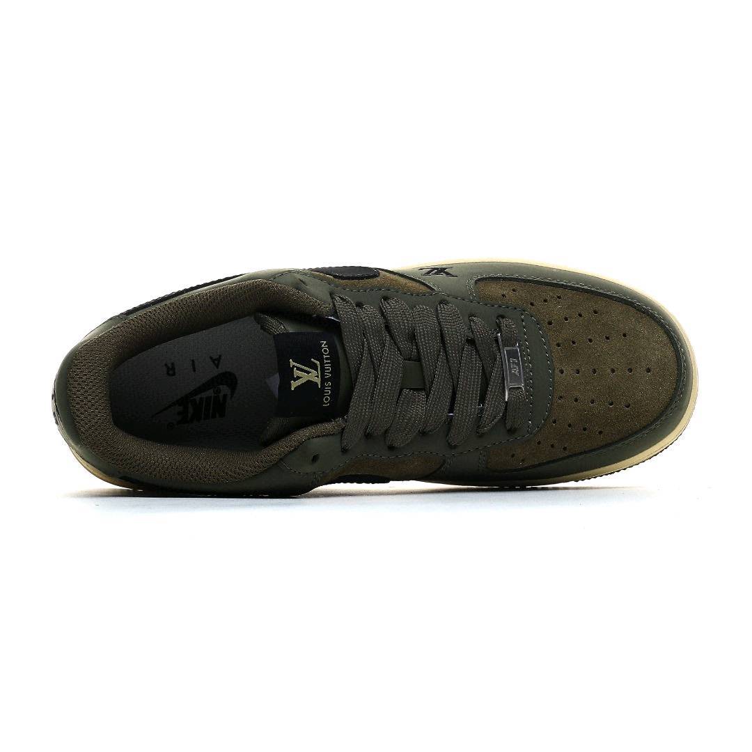 本地自取💰260 海外限量发售！公司级NIke Air Force 1 '07 Low “LV联名--军绿” 空军一号 中帮 运动鞋 休闲鞋 折边针车 工艺难度大 原楦头原纸板 原装鞋盒 定制五金配件 内置全掌气垫 原厂鞋底  货号：BA8806-223 Size：36 36.