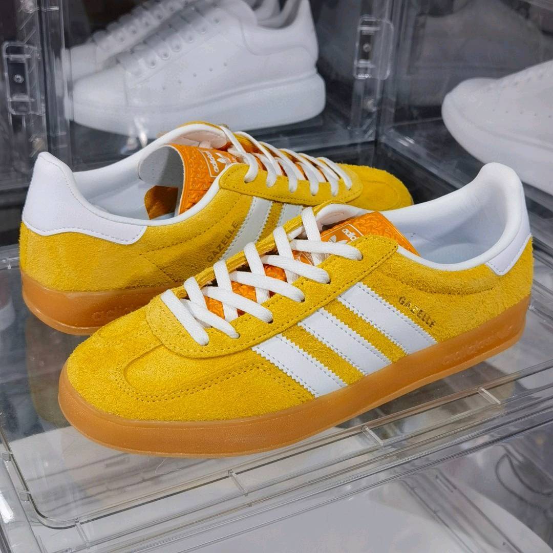 Adidas Original Samba 桑巴 黄麂皮   全新高端零售平台专供品质出货  市场目前最顶级的版本 全鞋身采用原厂头层麂皮 1:1正确细节 还原 独家私模大底 非市面公底！ 货号:HQ87186 尺码：36 36.5 37 38 38.5 39 40 40.5 4