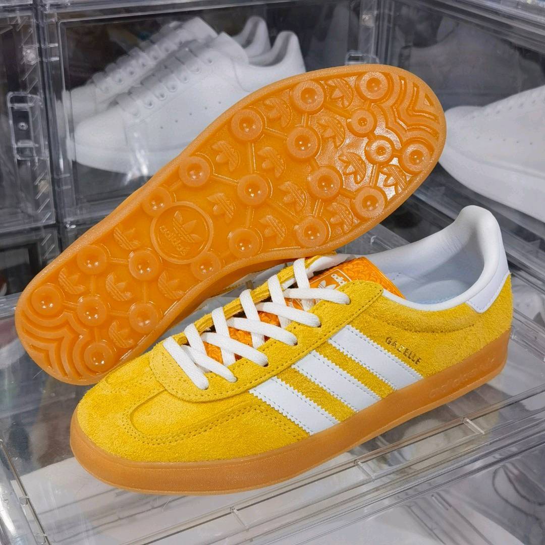 Adidas Original Samba 桑巴 黄麂皮   全新高端零售平台专供品质出货  市场目前最顶级的版本 全鞋身采用原厂头层麂皮 1:1正确细节 还原 独家私模大底 非市面公底！ 货号:HQ87186 尺码：36 36.5 37 38 38.5 39 40 40.5 4