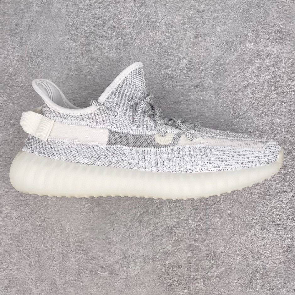 真标💰100 130  公司级💰150  180  纯原💰260  350 Yeezy Boost 350 V2 系列 47个配色 市面中端最王炸版本 lw同源配套打造 全套原楦 原纸版 原鞋开模完美打造 采用辰元飞织鱼丝网原厂面 非进口机台 大底原厂半透明RB巴斯夫满钉大