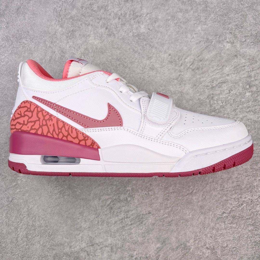 真标💰130 160 公司级💰190 纯原💰230 顶级💰260 Nike Air Jordan Legacy 312 Low 乔丹最强三合一混合版  有着交错结合的设计，它的名字就展现出它所包含的鞋款元素，312 分别对应了 Air Jordan 3、Air Jorda