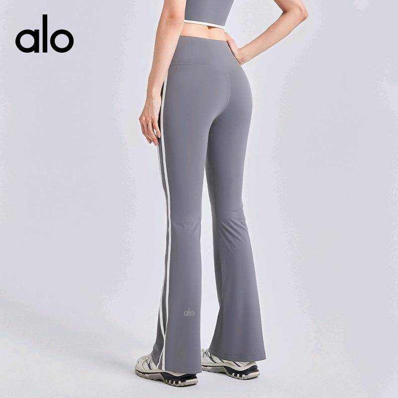 ALO YOGA💰73💎支持一件代发
aloyoga裸感弹力运动健身高腰提臀瑜伽条纹喇叭裤
【品牌】ALO 
【款号】JYMK148
【面料】聚酯纤维/氨纶
【颜色】星耀黑，香鲸蓝，海岩灰
【尺码】S，M，L，XL，XXL
 专柜同款品质，厂家直销，货源充足，售后保障