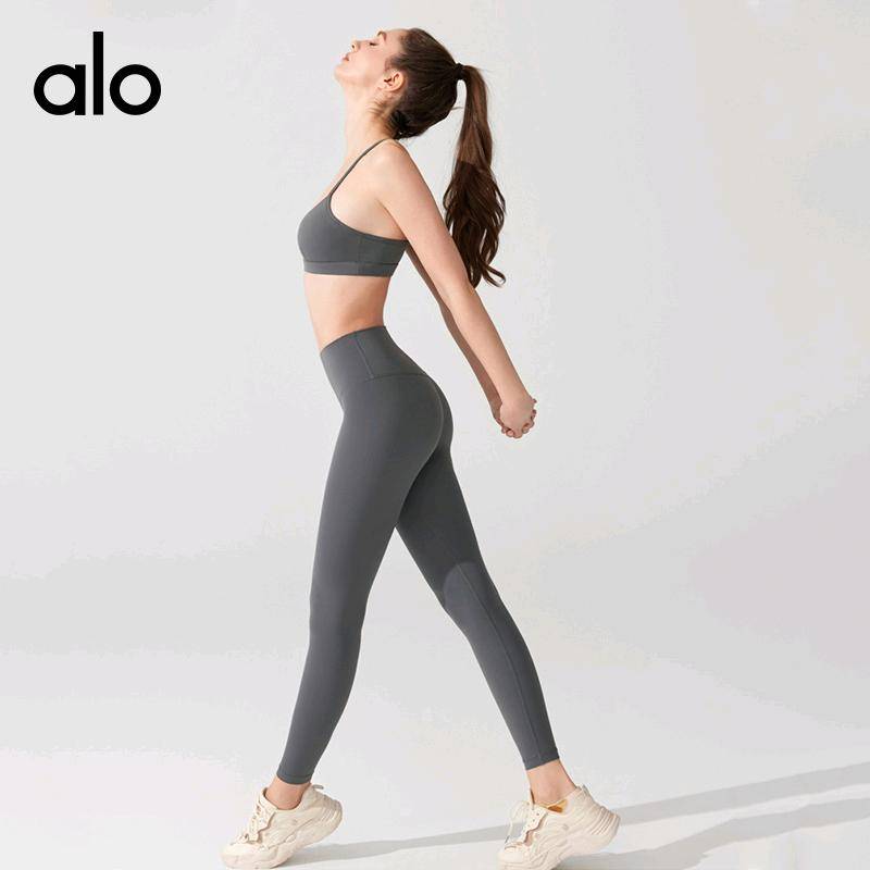 ALO YOGA💰78💎支持一件代发
aloyoga裸感运动内衣美背聚拢瑜伽上衣跑步健身肩带文胸
【品牌】ALO 
【款号】YW378
【面料】锦纶/氨纶
【颜色】丝兰，海岩灰，奶昔，深咖啡，大红
【尺码】S，M，L，XL
 专柜同款品质，厂家直销，货源充足，售后保障