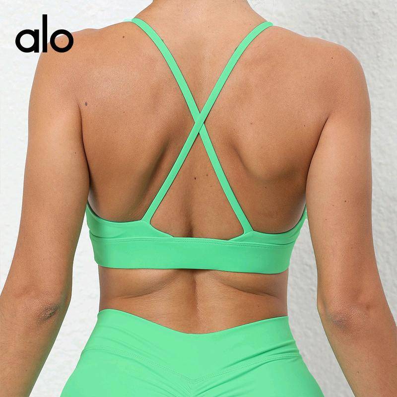 ALO YOGA  💰78💎支持一件代发
aloyoga裸感美背紧身速干健身文胸训练瑜伽内衣
【品牌】ALO 
【款号】WX12200
【面料】锦纶/氨纶
【颜色】芭比粉，高级黑，孔雀蓝，苹果绿，中国红
【尺码】S，M，L
 专柜同款品质，厂家直销，货源充足，售后保障