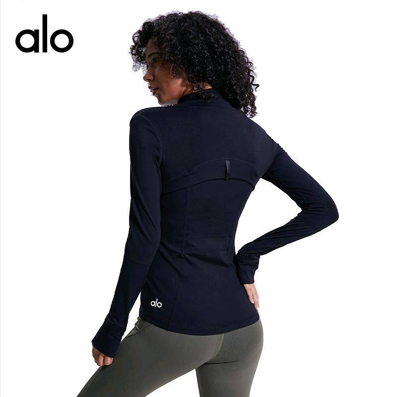 ALO YOGA💰133💎支持一件代发
aloyoga瑜伽健身外套修身弹力运动外套拉链跑步长袖
【品牌】AlO
【款号】18031
【面料】锦纶/氨纶
【颜色】阿尔卑斯白，白色，潮青色，海月岩，黑色，可可色，绿碧石，抹茶绿，秋橙，野青树，中国红，珠光白
【尺码】2，4，6，8，10，12
 专柜同款品质，厂家直销，货源充足，售后保障