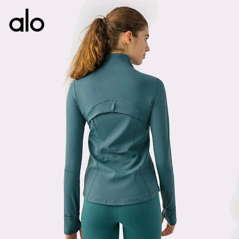 ALO YOGA💰133💎支持一件代发
aloyoga瑜伽健身外套修身弹力运动外套拉链跑步长袖
【品牌】AlO
【款号】18031
【面料】锦纶/氨纶
【颜色】阿尔卑斯白，白色，潮青色，海月岩，黑色，可可色，绿碧石，抹茶绿，秋橙，野青树，中国红，珠光白
【尺码】2，4，6，8，10，12
 专柜同款品质，厂家直销，货源充足，售后保障