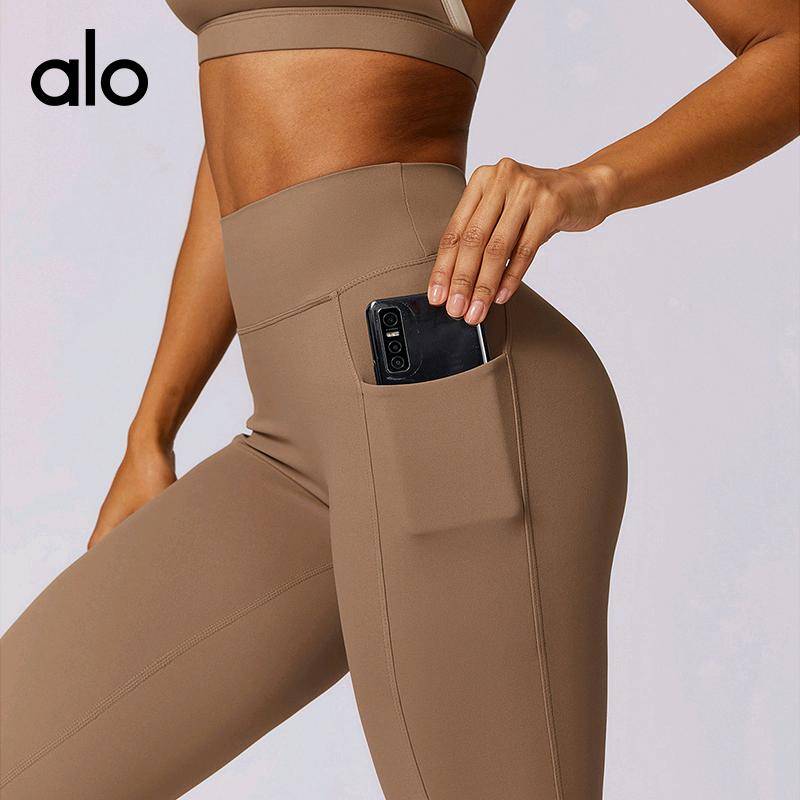 ALO YOGA💰93💎支持一件代发
aloyoga瑜伽裤速干紧身提臀瑜伽裤磨毛高腰健身裤运动打底裤
【品牌】ALO 
【款号】CCK8524
【面料】氨纶/锦纶
【颜色】高级黑，徽章蓝，玫红色，孔雀蓝，自由灰
【尺码】S，M，L，XL
 专柜同款品质，厂家直销，货源充足，售后保障