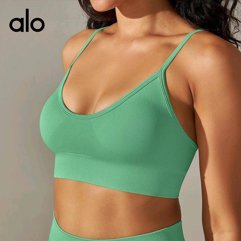 ALO YOGA💰68💎支持一件代发
aloyoga背心文胸纯色美背透气运动背心跑步健身瑜伽文胸上衣
【品牌】ALO 
【款号】WX6606
【面料】锦纶/氨纶
【颜色】黑色，卡其色，奶白色，浅粉色，浅灰色，浅绿色，深灰色
【尺码】S，M，L，XL

 专柜同款品质，厂家直销，货源充足，售后保障