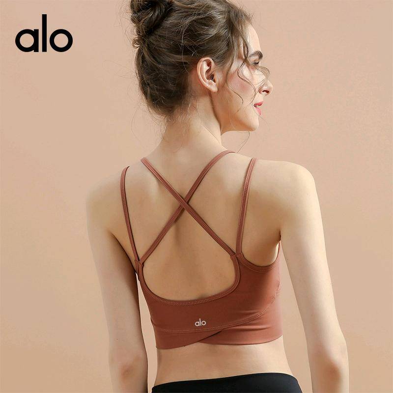 ALO YOGA 💰66💎支持一件代发
ALO瑜伽服 瑜伽文胸女士瑜伽文胸 透气跑步运动健身训练瑜伽内衣
【品牌】ALO 
【款号】2040
【面料】锦纶/尼龙 
【颜色】白色，褐色，摩卡色
【尺码】4/XS，6/S，8/M，10/L，12/XL
 专柜同款品质，厂家直销，货源充足，售后保障