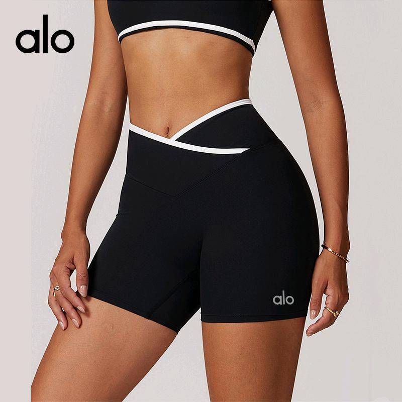 ALO YOGA 💰78💎支持一件代发
aloyoga短裤裸感紧身瑜伽裤交叉高腰阔腿裤运动健身短裤
【品牌】AlO
【款号】DDK8843
【面料】锦纶/氨纶
【颜色】高级黑，可可棕，蓝灰色，天鹅白，樱花粉
【尺码】S，M，L，XL
 专柜同款品质，厂家直销，货源充足，售后保障