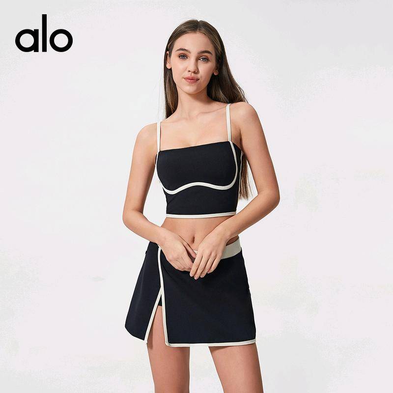 ALO YOGA💰83💎支持一件代发
aloyoga背心裸感运动吊带内衣女美背透气聚拢健身瑜伽文胸
【品牌】ALO 
【款号】DSS114-2
【面料】氨纶/锦纶
【颜色】白蛋白，黑色，樱花粉
【尺码】4，6，8，10，12
 专柜同款品质，厂家直销，货源充足，售后保障