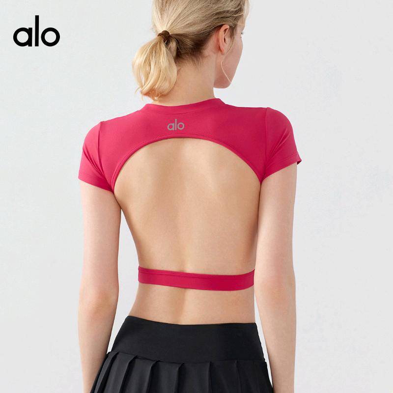 ALO YOGA💰78💎支持一件代发
aloyoga瑜伽短袖女性感露背短款运动t恤收腰显瘦健身上衣
【品牌】ALO 
【款号】MZ180
【面料】锦纶，氨纶
【颜色】风铃蓝，黑色，木莓红，象牙白
【尺码】S，M，L，XL
 专柜同款品质，厂家直销，货源充足，售后保障