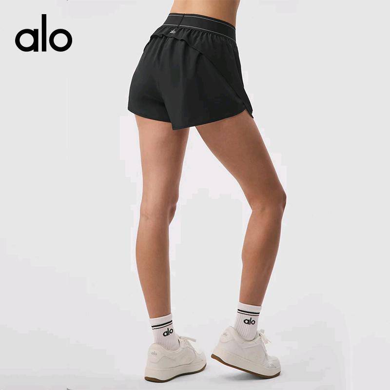 ALO YOGA 💰83💎支持一件代发
aloyoga短裤速干运动跑步高腰短裤瑜伽户外短裤
【品牌】AlO
【款号】JY90036
【面料】锦纶/氨纶
【颜色】藏蓝色，黑色，红色
【尺码】S，M，L，XL
 专柜同款品质，厂家直销，货源充足，售后保障