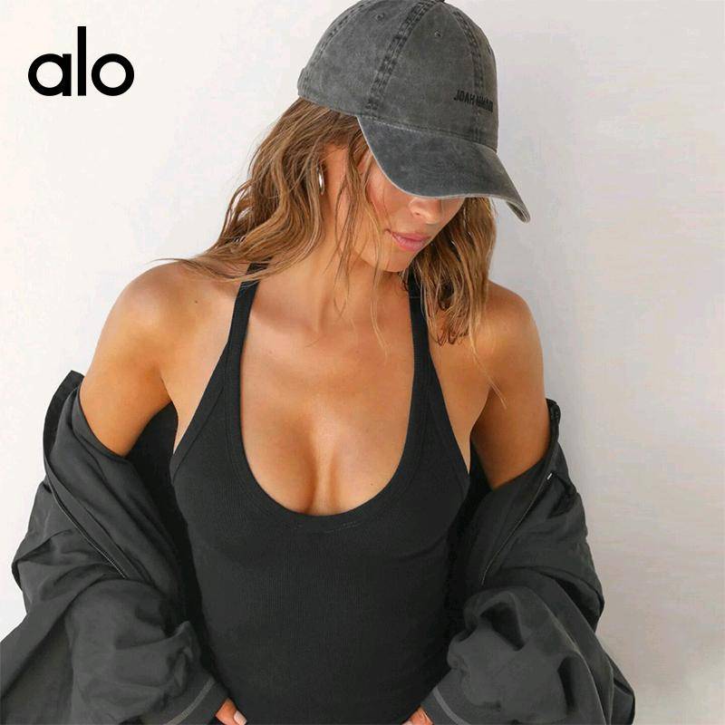 ALO YOGA 💰58💎支持一件代发
aloyoga背心新款针织背心性感修身上衣打底衫
【品牌】AlO
【款号】BX450
【面料】涤纶(聚酯纤维)95%+氨纶5%
【颜色】白色，花灰，黑色，咖啡，深灰，杏色
【尺码】S，M，L，XL，2XL
 专柜同款品质，厂家直销，货源充足，售后保障