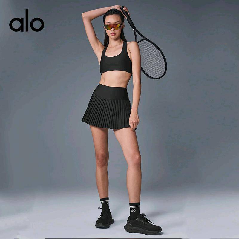 ALO YOGA 💰83💎支持一件代发
alo yoga短裙户外褶皱网球裙高腰收腹侧袋防走光运动短裤
【品牌】AlO
【款号】DK383
【面料】锦纶/氨纶
【颜色】白色，薄粉色 ，波士顿橙，葱绿，复古绿，光束黄，黑色，浅草绿，晴日蓝，维生素粉，西纳特拉蓝
【尺码】4，6，8，10，12
 专柜同款品质，厂家直销，货源充足，售后保障