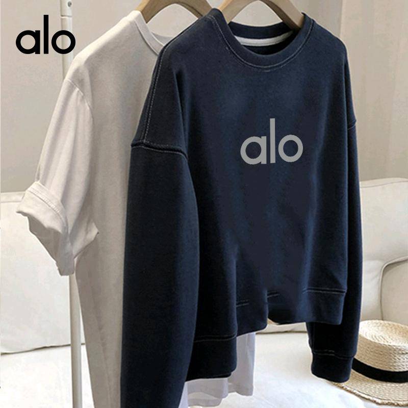 ALO YOGA 💰83💎支持一件代发
aloyoga卫衣短版圆领明线卫衣宽松套头显瘦休闲长袖外套上衣
【品牌】AlO
【款号】A030卫衣
【面料】棉/聚酯纤维
【颜色】白灰色，草绿色，黛蓝，桃粉色
【尺码】M，L
 专柜同款品质，厂家直销，货源充足，售后保障