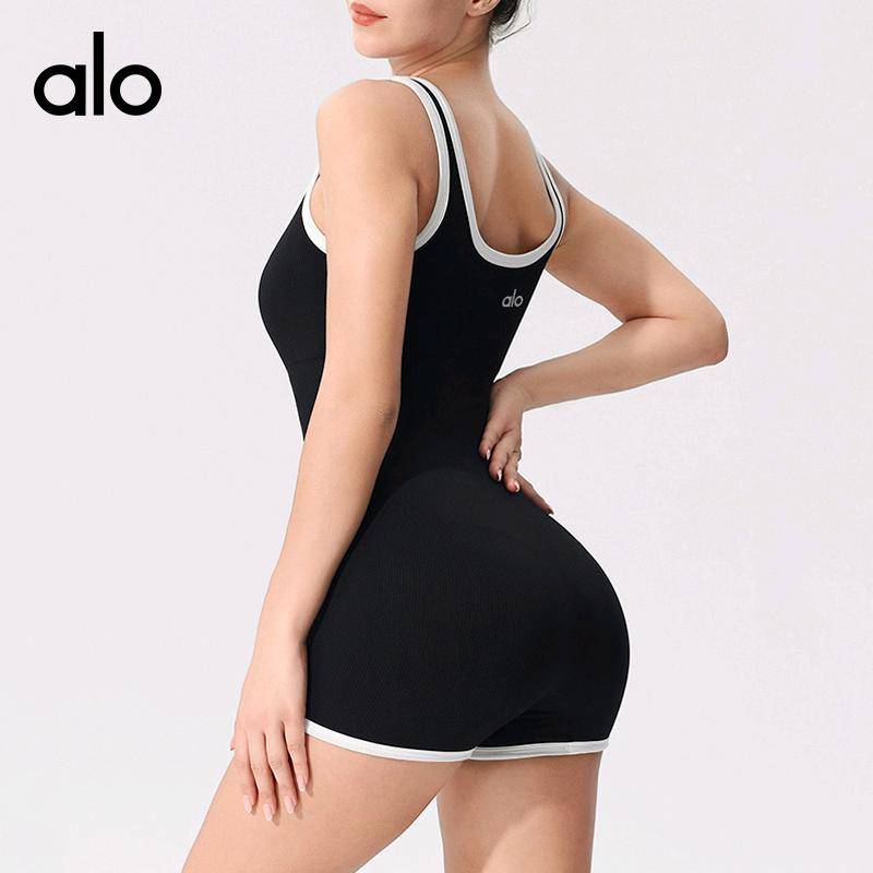 ALO YOGA 💰88💎支持一件代发
aloyoga裙子健身美背连体衣舞蹈运动紧身带胸垫空中瑜伽服
【品牌】AlO
【款号】LTY1312
【面料】涤纶/氨纶
【颜色】黑色，浅灰色，浅紫色，沙砾色
【尺码】S，M，L

 专柜同款品质，厂家直销，货源充足，售后保障