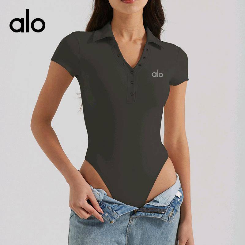 ALO YOGA 💰83💎支持一件代发
aloyoga短袖速干瑜伽紧身衣健身POLO领短袖运动收腰百搭显瘦上衣
【品牌】AlO
【款号】BFT1035
【面料】涤纶/氨纶
【颜色】白蛋白，本白，藏青，黑色，卡其棕，荧光玫红
【尺码】XS，S，M，L，XL
 专柜同款品质，厂家直销，货源充足，售后保障
