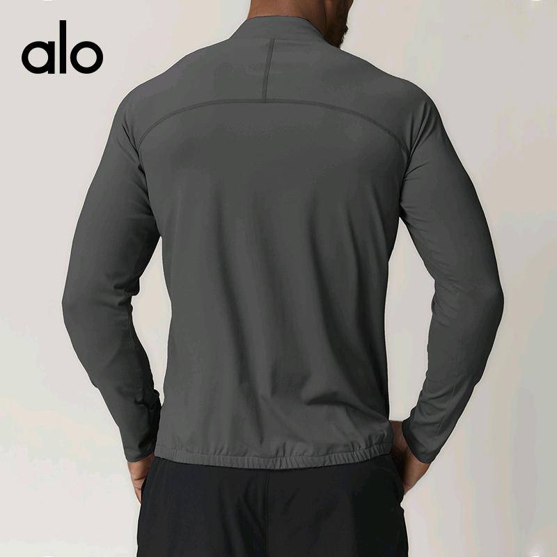ALO YOGA 💰113💎支持一件代发
aloyoga外套男秋跨境运动休闲立领长袖t恤上衣速干户外训练健身服
【品牌】AlO
【款号】DWT1052
【面料】涤纶/氨纶
【颜色】高级黑，铅灰色，浅灰色（宝蓝色，橄榄绿，需要定制）
【尺码】S，M，L，XL，XXL
 专柜同款品质，厂家直销，货源充足，售后保障