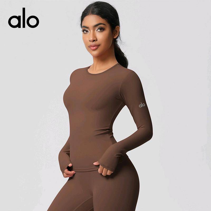 ALO YOGA💰73💎支持一件代发
aloyoga 紧身磨毛瑜伽上衣速干健身服弹力跑步运动T恤
【品牌】ALO 
【款号】CX7102
【面料】氨纶/锦纶
【颜色】霜灰色，板栗色，黑色，徽章蓝，罗勒绿，浅象牙，石墨灰，天空蓝，胭脂红，樱花粉
【尺码】S，M，L，XL
 专柜同款品质，厂家直销，货源充足，售后保障