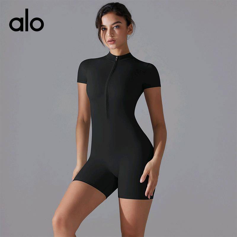 ALO YOGA💰88💎支持一件代发
aloyoga 新款夏季拉链短袖短裤瑜伽连体服女舞蹈健身紧身运动连体衣
【品牌】ALO 
【款号】TZ6657
【面料】氨纶/锦纶
【颜色】板栗色，黑色，深灰色，雾霾蓝，枣红色
【尺码】S，M，L，XL
 专柜同款品质，厂家直销，货源充足，售后保障