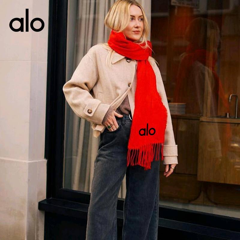 ALO YOGA💰68💎支持一件代发
aloyoga 纯色流苏软糯国巾加绒百搭保暖围脖
【品牌】ALO 
【款号】JY90017（红色围巾）
【面料】聚酯纤维
【颜色】中国红
【尺码】均码
 专柜同款品质，厂家直销，货源充足，售后保障