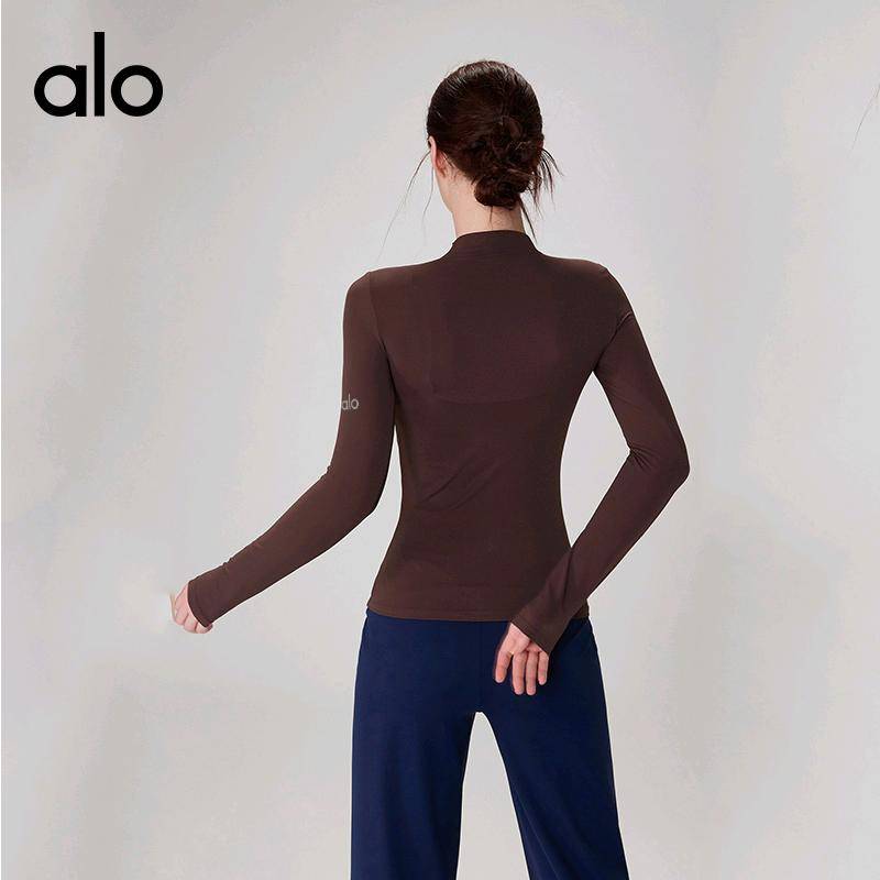 ALO YOGA💰78💎支持一件代发
aloyoga 秋冬新款裸感高领瑜伽上衣女内搭显瘦运动长袖打底衫
【品牌】ALO 
【款号】CX42012
【面料】锦纶/氨纶
【颜色】白色，黑色，蒸馏咖啡
【尺码】S，M，L，XL
 专柜同款品质，厂家直销，货源充足，售后保障
