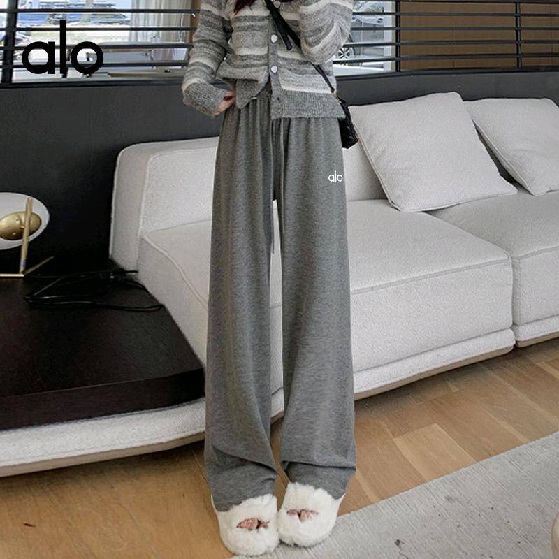 ALO YOGA💰78💎支持一件代发
aloyoga 针织云朵糯米裤宽松高腰垂感休闲阔腿裤拖地裤
【品牌】ALO 
【款号】JY1215
【面料】聚酯纤维/人棉/氨纶
【颜色】白灰常规，黑色常规，米白常规，浅灰常规，深灰常规，燕麦常规
【尺码】S，M，L，XL
 专柜同款品质，厂家直销，货源充足，售后保障