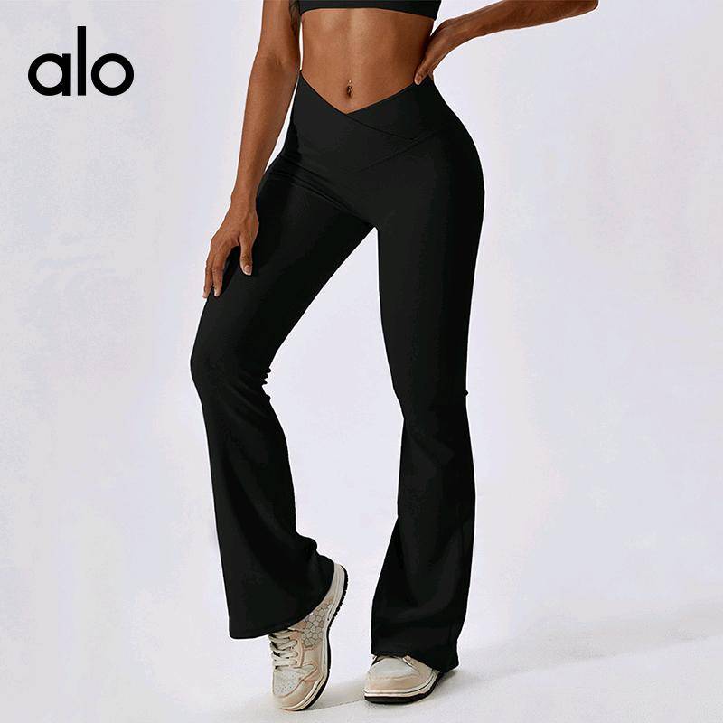 ALO YOGA 💰96💎支持一件代发
aloyoga 交叉时尚高腰瑜伽喇叭裤运动阔趄裤提臀健身微喇叭裤
【品牌】AlO
【款号】CCK8333-2
【面料】锦纶/尼龙
【颜色】高级黑，罗勒绿，天鹅白，天空蓝
【尺码】S，M，L，XL
 专柜同款品质，厂家直销，货源充足，售后保障