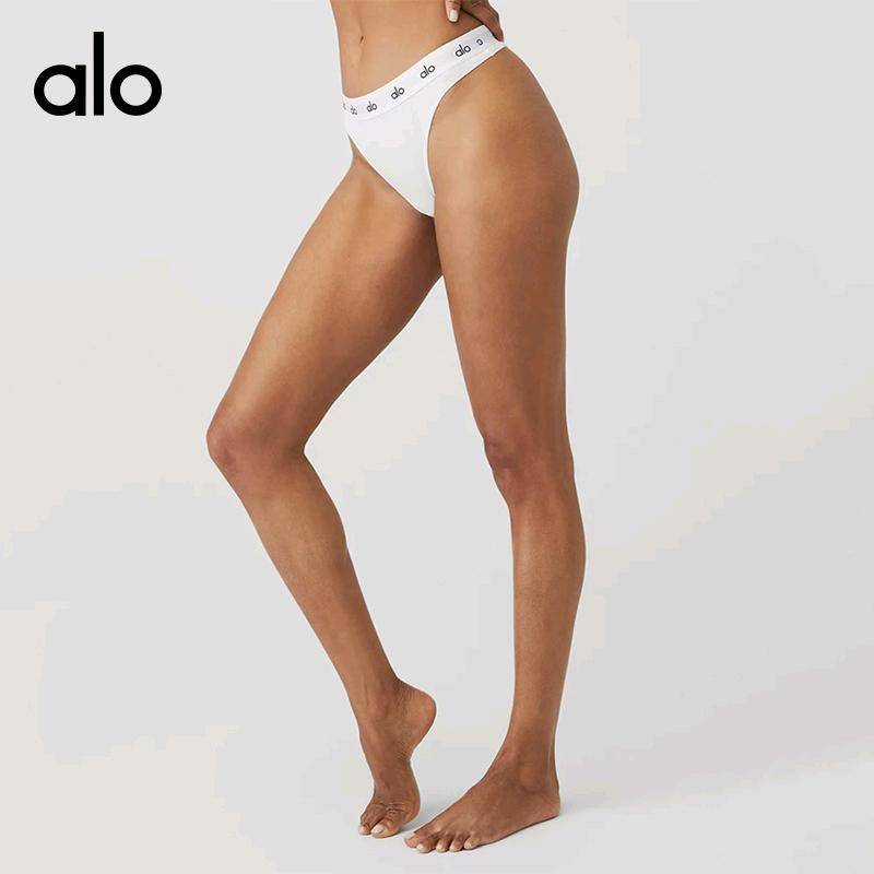 ALO YOGA 💰98💎支持一件代发
aloyoga 三点式比基尼外贸性感休闲背心聚拢美背瑜伽运动内衣套装
【品牌】ALO 
【款号】JY9004（套装）
【面料】涤纶+氨纶
【颜色】黑色，白色
【尺码】S，M，L，XL
 专柜同款品质，厂家直销，货源充足，售后保障