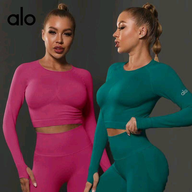 ALO YOGA 💰73💎支持一件代发
aloyoga 跨境无缝紧身纯色褶皱运动长袖高弹透气跑步健身瑜伽服
【品牌】ALO 
【款号】CX6600
【面料】锦纶/氨纶
【颜色】纯黑，大红，黄色，酒红，军绿，卡其，孔绿，蓝色，玫红，墨绿，墨青，浅灰，浅紫，深灰，深蓝，深紫，天蓝，因蓝，中灰，棕色
【尺码】S，M，L
 专柜同款品质，厂家直销，货源充足，售后保障