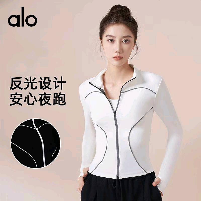 ALO YOGA💰78💎支持一件代发
aloyoga 骑行服户外休闲跑步反光夜跑服女式防风运动外套
【品牌】ALO 
【款号】JYMW060
【面料】聚酯纤维含量82.5%，氨纶含量17.5%
【颜色】白色，海岩灰，玫瑰红，星耀黑
【尺码】S，M，L，XL，XXL
 专柜同款品质，厂家直销，货源充足，售后保障