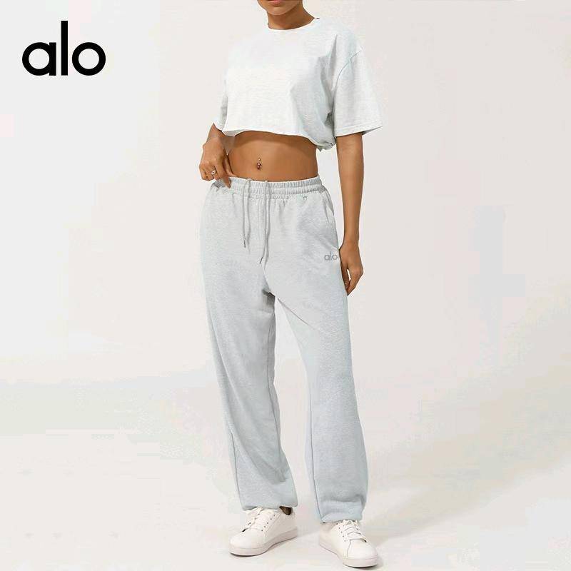 ALO YOGA 💰93💎支持一件代发 
alo yoga纯色女子高腰束脚运动卫裤宽松直筒休闲裤口袋慢跑裤
【品牌】ALO 
【款号】JY2426
【面料】涤纶
【颜色】海洋蓝，黑色，花灰，葡萄紫，曙红
【尺码】S，M，L，XL
 专柜同款品质，厂家直销，货源充足，售后保障