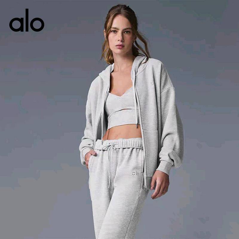 ALO YOGA💰98💎支持一件代发
aloyoga瑜伽外套带帽运动户外长袖健身服卫衣外套
【品牌】ALO 
【款号】WT9709
【面料】锦纶/氨纶
【颜色】黑色，麻灰色，藏青色，米白色，铁灰色，花灰色
【尺码】S，M，L，XL，2XL，3XL，4XL，5XL
 专柜同款品质，厂家直销，货源充足，售后保障