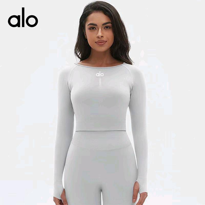 ALO YOGA 💰73💎支持一件代发 
aloyoga 纯色紧身运动长袖上衣高弹透气跑步健身瑜伽服T恤
【品牌】ALO 
【款号】6666
【面料】50%人棉 42%涤纶 8%氨纶
【颜色】黑色，深灰，深蓝，月光白，棕色
【尺码】S，M，L
 专柜同款品质，厂家直销，货源充足，售后保障