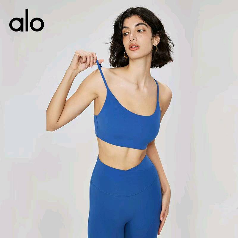 ALO YOGA  💰78💎支持一件代发
aloyoga 运动内衣女舒适裸感瑜伽背心高弹性感细肩带
【品牌】ALO 
【款号】WX41018
【面料】锦纶/氨纶
【颜色】白蛋白，板栗色，黑色，蓝亚麻，沥青蓝
【尺码】4/S，6/M，8/L，10/XL
 专柜同款品质，厂家直销，货源充足，售后保障