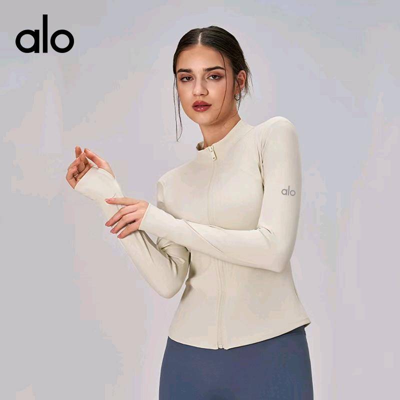 ALO YOGA💰83💎支持一件代发
alo yoga外套运动外套女秋冬外穿修身立领上衣拉链开衫瑜伽外套女
【品牌】ALO 
【款号】WT059
【面料】锦纶氨纶
【颜色】海军蓝，可可色，时尚黑，树莓红，象牙白，胭脂粉
【尺码】S，M，L，XL ，XXL
 专柜同款品质，厂家直销，货源充足，售后保障