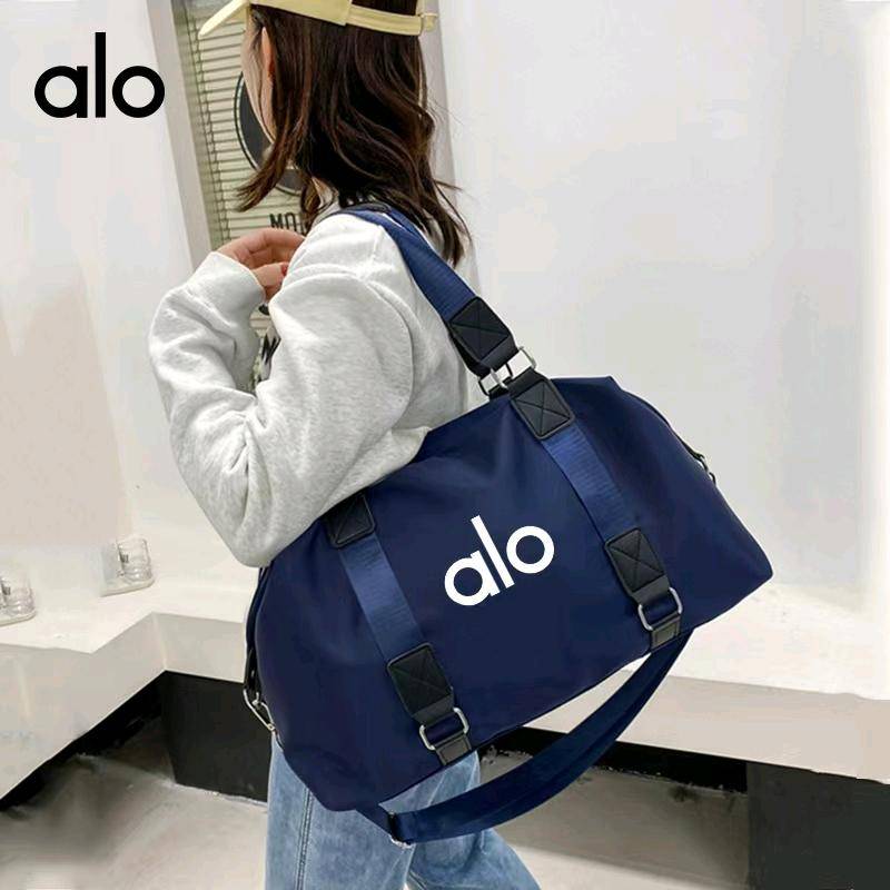 ALO YOGA 💰65💎支持一件代发 
aloyoga 健身包手提瑜伽包女干湿分离防水大容量行李包短途旅行包
【品牌】ALO 
【款号】JY22
【面料】防泼水牛津布
【颜色】黑色，卡其色，浅粉色，深蓝色，紫红色
【尺码】均码
 专柜同款品质，厂家直销，货源充足，售后保障