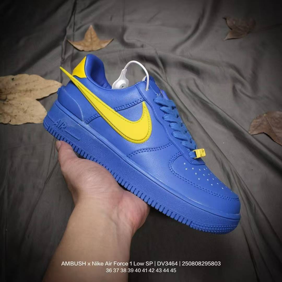🈴帝王💰249 Nike/耐克 大空军大勾 男女鞋半码制，采用粒面硬质牛剖革鞋面材质，配置全新开发加宽厚重橡胶大底❗空军一号宽底版系列低帮百搭休闲运动板鞋 码数：36-46(带半码)