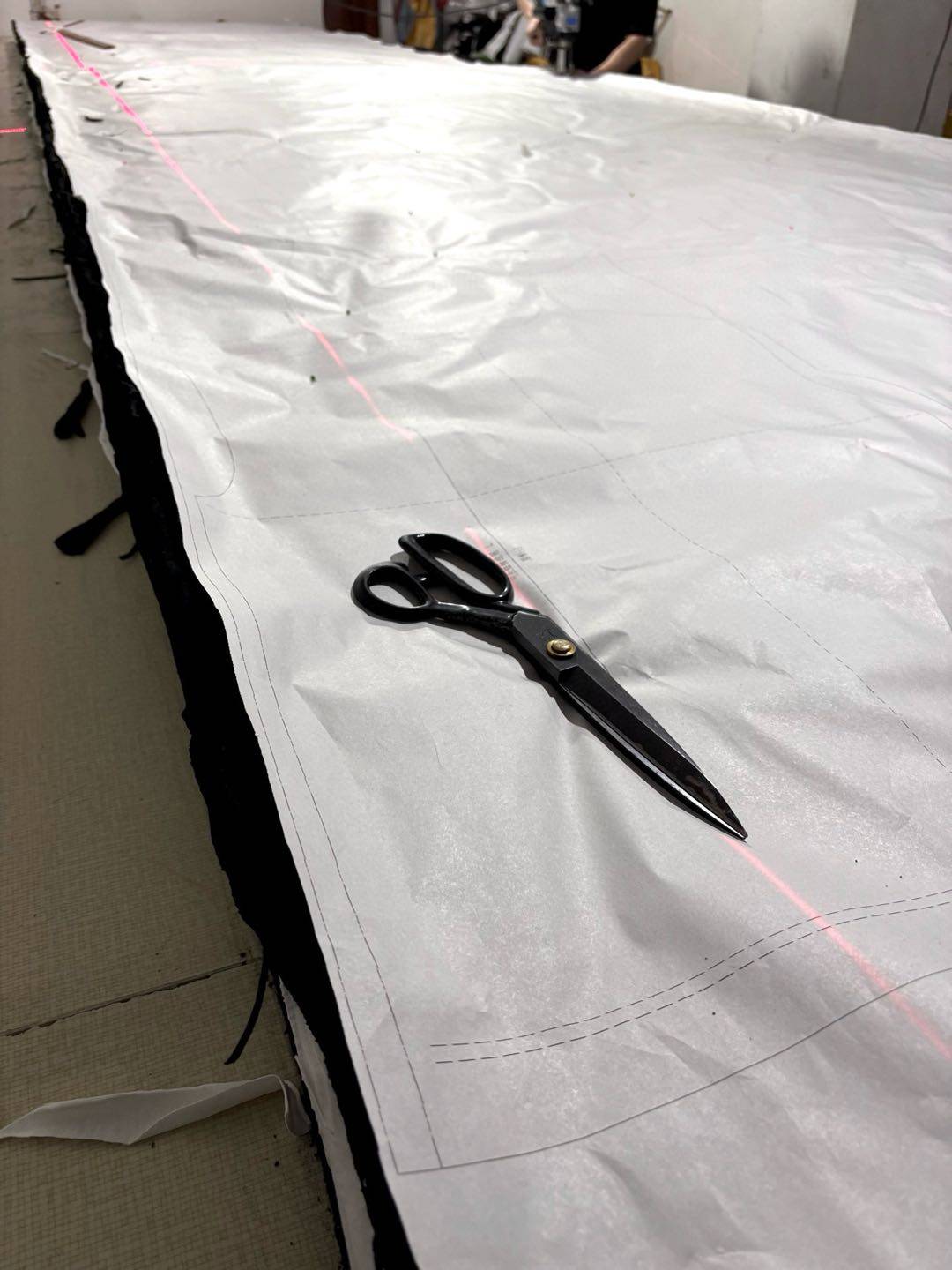💥服装工厂在线接单 欢迎二批 打包 外发 网红 直播客户来谈   💥认准自主做货档口 区分外面各种炒货通货- 💥大厂做工 全线对标对版 认真做货 货稳效率快 品优 服务好✔️             效率出货有量有价  感谢每一位支持淘社的老板 感谢您的帮推🙇🏻‍♂️