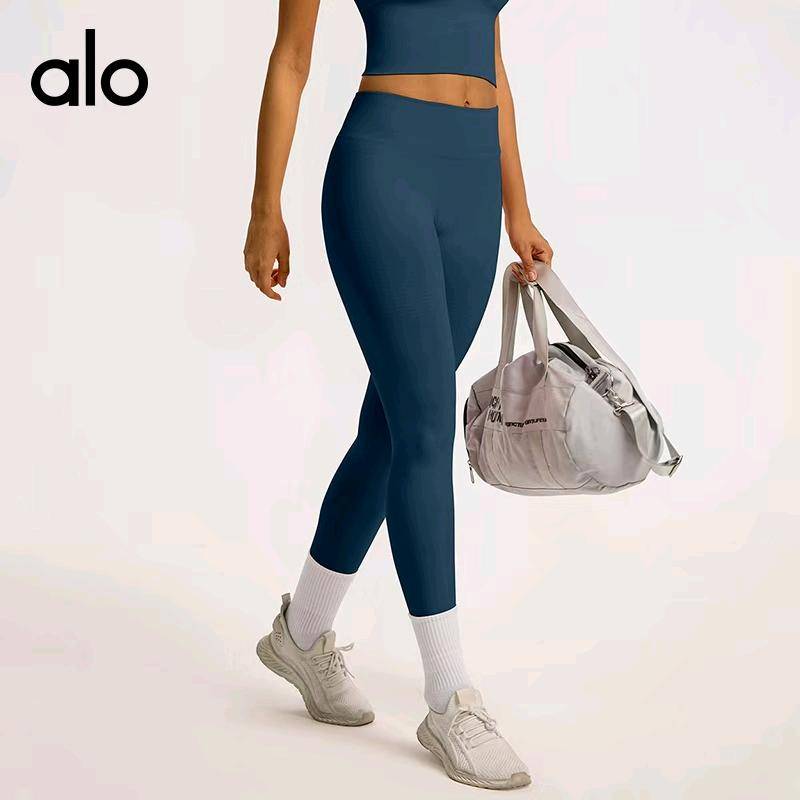 ALO YOGA💰83💎支持一件代发
aloyoga长裤蜜桃臀收腹瑜伽裤女高腰外穿运动速干健身裤
【品牌】ALO 
【款号】CK8022
【面料】锦纶/氨纶
【颜色】黑色，卡其色，蓝色，深灰色，蜜桃粉，琉璃紫，樱桃红
【尺码】S，M，L，XL
 专柜同款品质，厂家直销，货源充足，售后保障