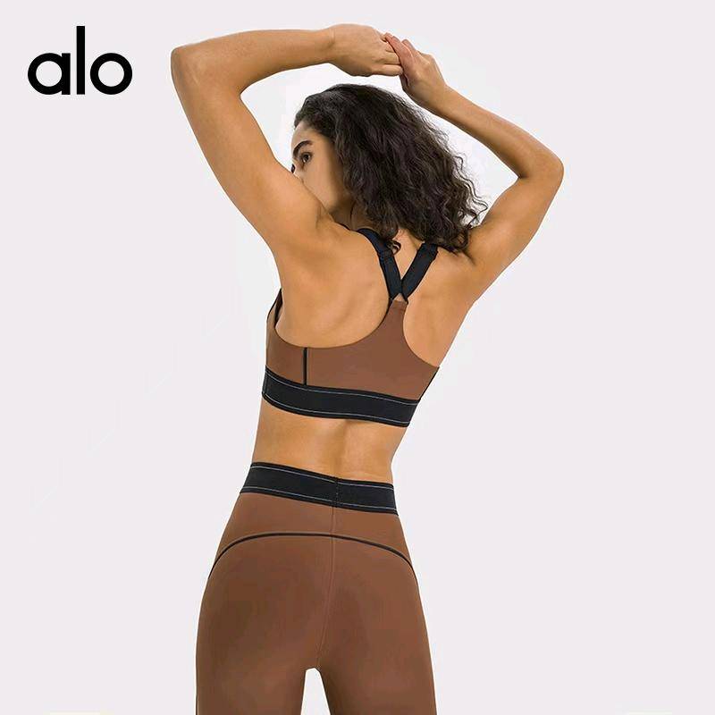 ALO YOGA 💰148💎支持一件代发
aloyoga欧美跨境撞色健身服套装美背防震瑜伽内衣高腰提臀运动紧身裤套装
【品牌】AlO
【款号】DW346+DL347
【面料】棉类混纺
【颜色】黑色，可可色，本布白，石墨灰，海军蓝
【尺码】4/S，6/M，8/L，10/XL，12/XXL
 专柜同款品质，厂家直销，货源充足，售后保障