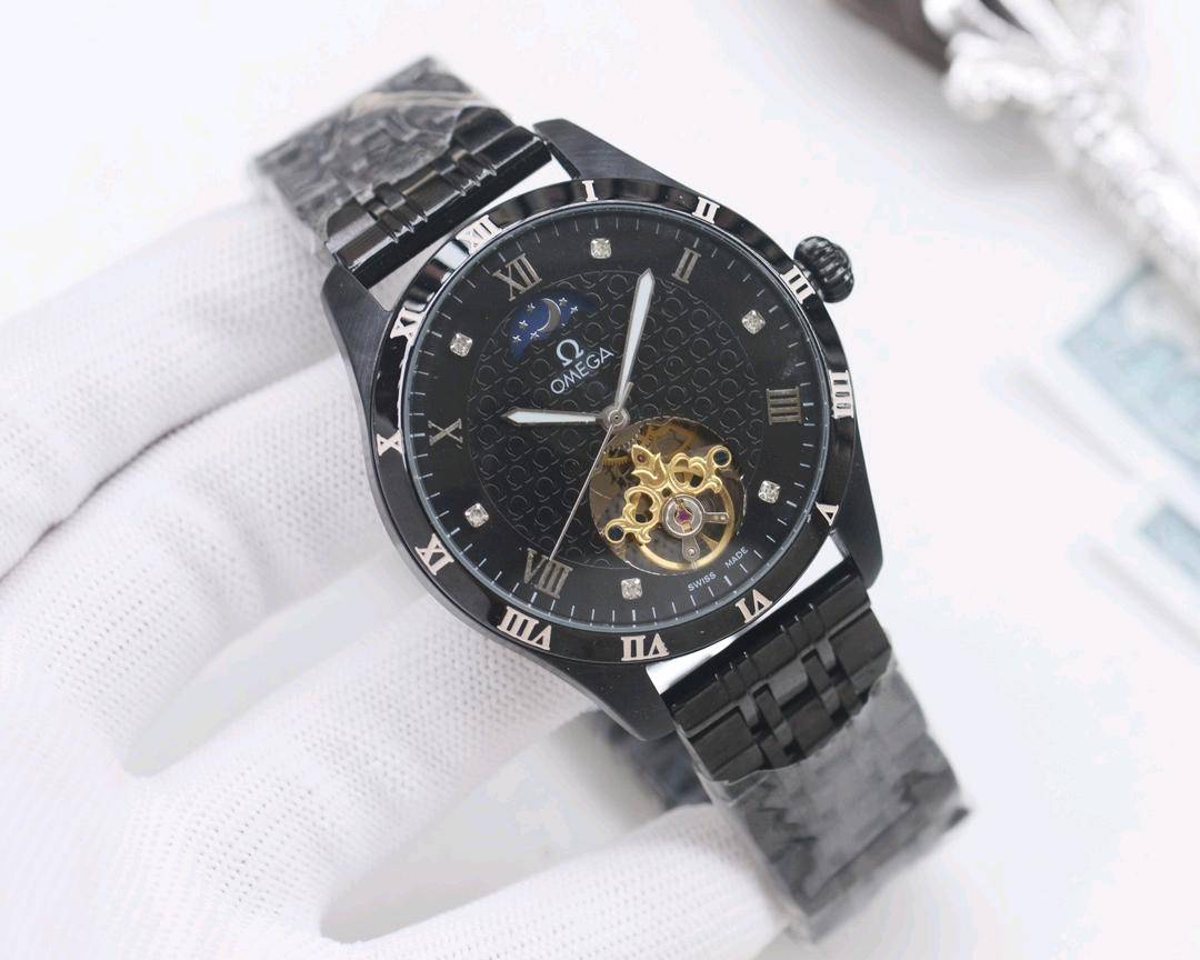 尊享价：410 品牌：欧米茄-OMEGA🏅🏅 类型：男士腕表🎉🎉 壳套：顶级版316精钢L 表带：316精钢表带 机芯：全自动机械机芯⚙️ 镜面：矿物质防刮镜面玻璃 尺寸：直径42mm厚11mm  🍷精致传承真实效果，品质保证！ ‼️优雅格调瞬间提摄男士魅力，更是品位与