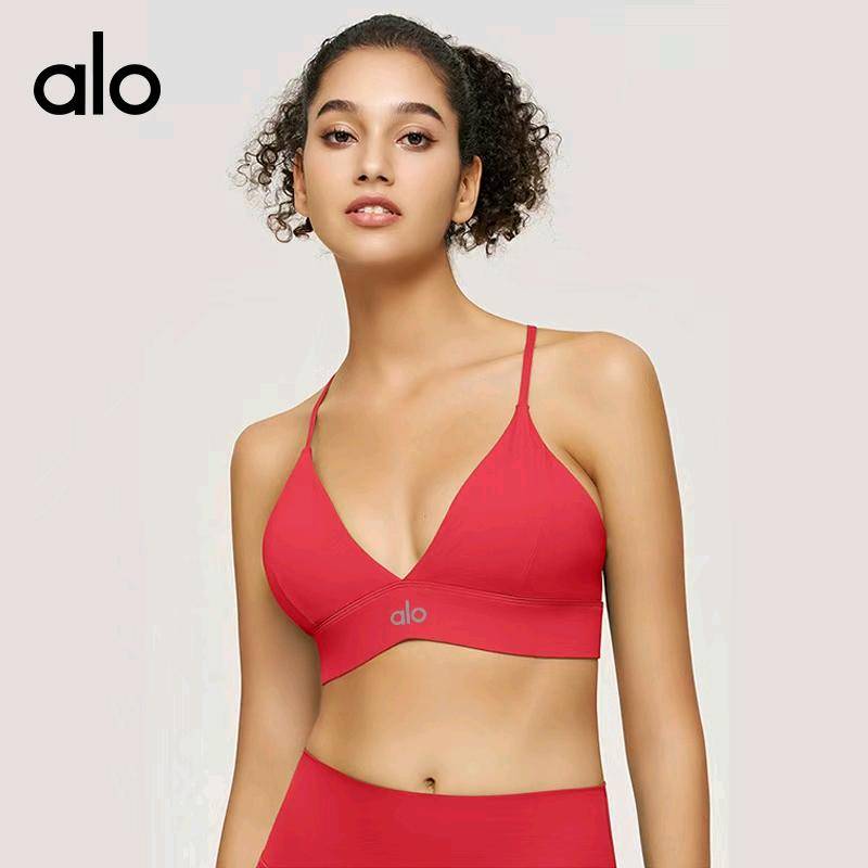 ALO YOGA 💰78💎支持一件代发 
aloyoga 官网同款运动内衣防震瑜伽背心吊带跑步上衣性感美背文胸
【品牌】ALO 
【款号】JY3086
【面料】锦纶/氨纶
【颜色】暗夜黑，宝石绿，西柚红，钻石白
【尺码】S，M，L，XL
 专柜同款品质，厂家直销，货源充足，售后保障