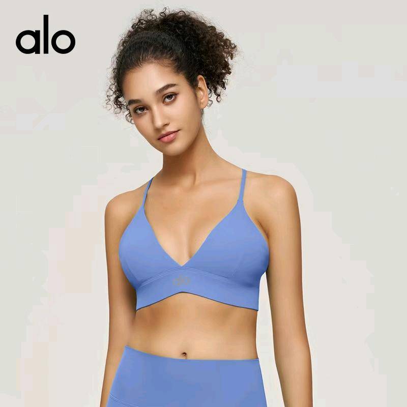 ALO YOGA 💰78💎支持一件代发 
aloyoga 官网同款运动内衣防震瑜伽背心吊带跑步上衣性感美背文胸
【品牌】ALO 
【款号】JY3086
【面料】锦纶/氨纶
【颜色】暗夜黑，宝石绿，西柚红，钻石白
【尺码】S，M，L，XL
 专柜同款品质，厂家直销，货源充足，售后保障