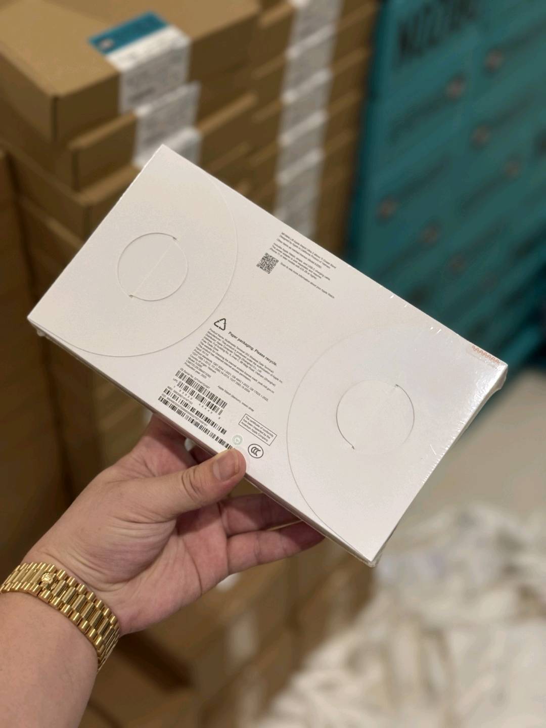 近期热卖款🔥 苹果AirPodsPro3 Apple Watch Ultra3➕11代手表  立即抢购👉#小程序://微购相册/高清看款/bOxe448RIyy7mIq