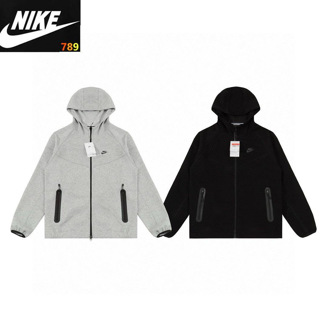 190💰 NIKE 耐克经典小钩子 logo 印花情侣运动休闲薄款连帽夹克外套-原单版本  Color：灰色 黑色  采用定织定染 原版一致纯棉面料 手感舒适透气 上身挺括有型   印花采用进口机印花 百洗不掉 版型宽松 不挑性别不挑身材 遮肉显瘦  原版吊牌 洗水 包装等  匠