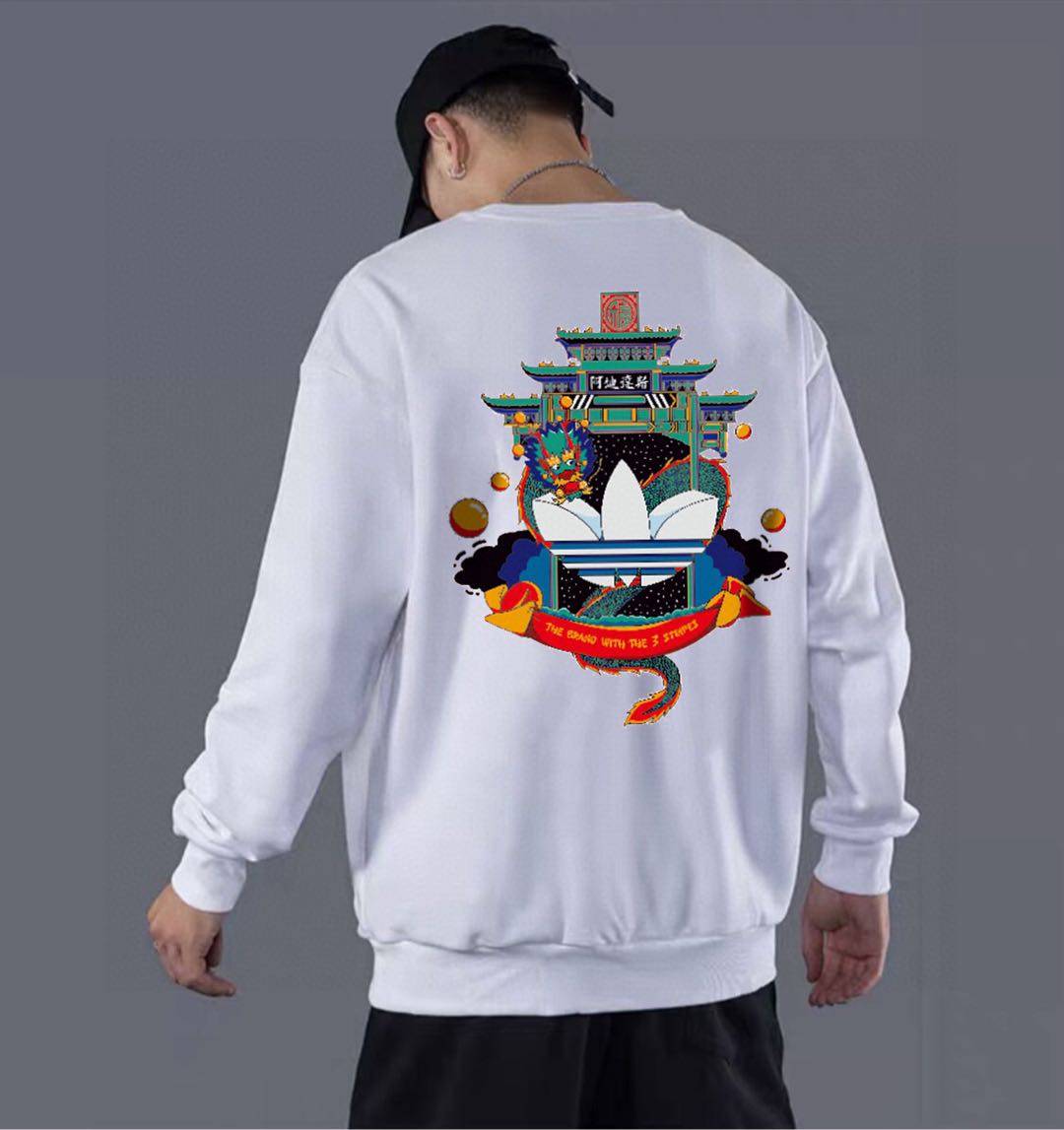 不加绒💰150 水貂绒💰170 Adidas/阿迪达斯经典圆领长袖卫衣➕长裤休闲运动套装！百搭不挑人！  颇具标志性的logo与各种元素碰撞！超级吸睛！真的超适合日常穿着，高品质的棉质以及布面处理，亲肤透气，男女均可驾驭，打破性别局限性。 卫裤腰部松紧带抽绳，上身效果超赞！超舒适