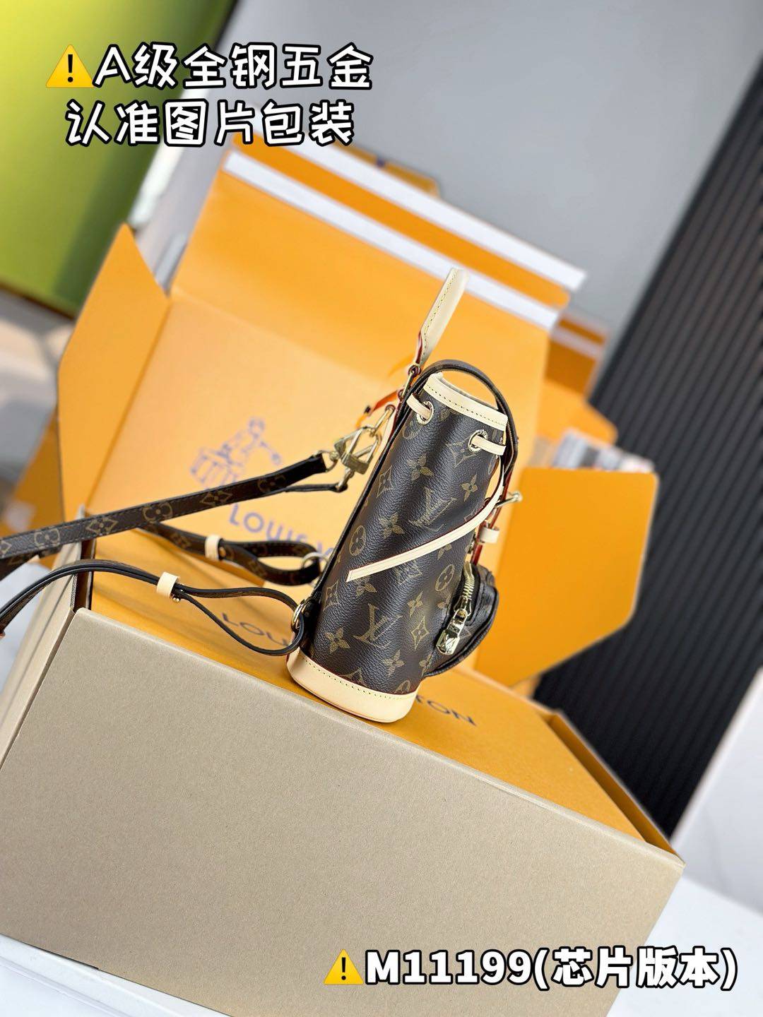 💰800【特级MB原厂全钢163c芯片】 montsouris 双肩包 型号：M11199 材料：A+级全钢五金，进口高弹面料 包装：全套特级免税MB包装 尺寸：24 x 25 x 12 厘米